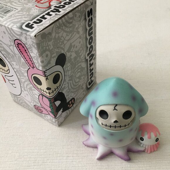 Summit Collection Furrybones 'Squeed' 2012 Polyresin Collectible Figurine - Picture 4 of 16